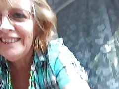 Двама мъже и горещ възрастни
