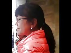 Китайски milf задника